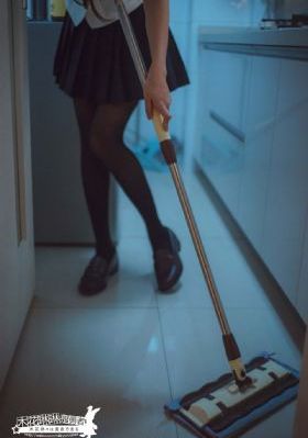 女侠旋风腿