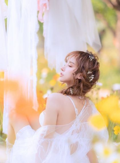 龙纹身的女鬼入镜