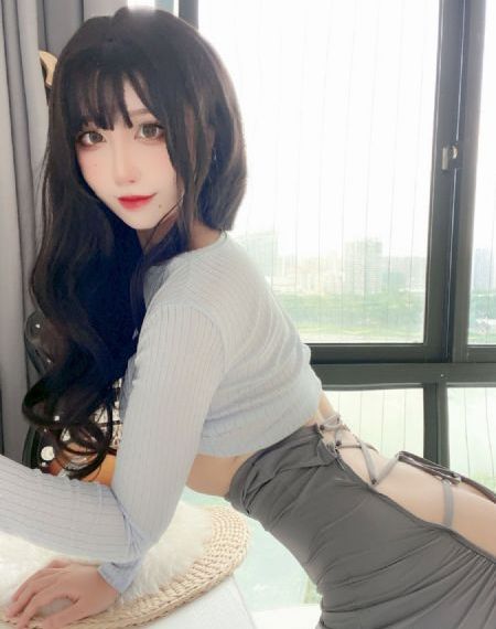 霓虹灯下的哨兵