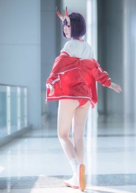 可疑的顾客们