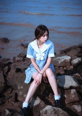 舌头舔