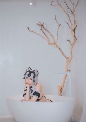 致命偷窥之恶魔少女